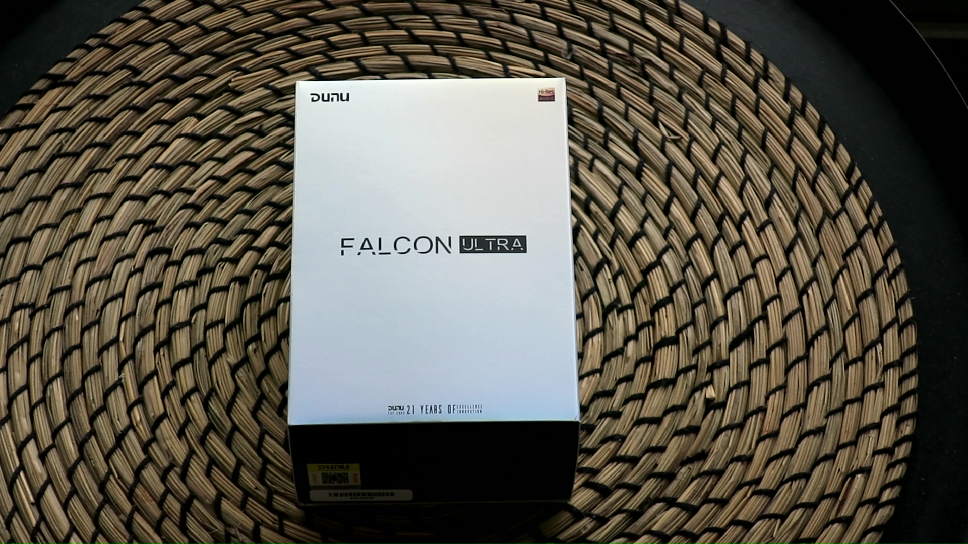 falcon_ultra_00001.jpg